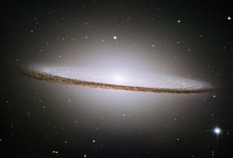 Messier 104 Sombrero Galaxy